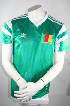 Cameroon jersey Vintage Adidas Design in M 1982 Roger Milla
